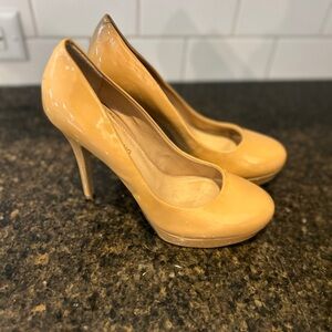 Arturo Chiang Shiny Beige Heels